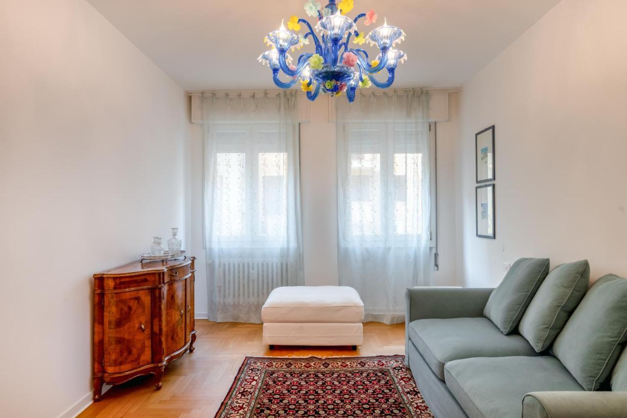 פאדובה Galleria Eremitani Exclusive Elegant Apartment מראה חיצוני תמונה